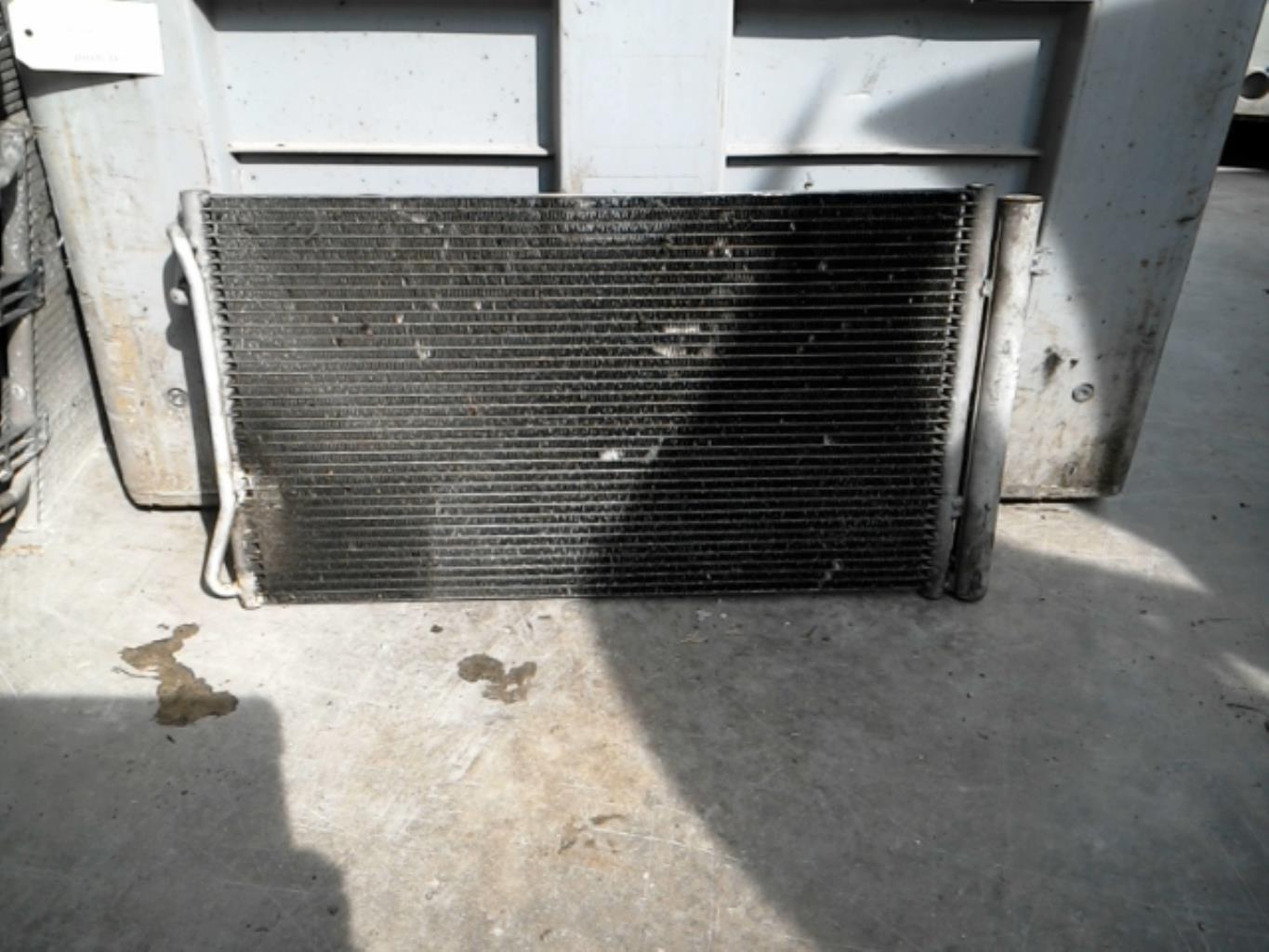 Radiateur clim BMW SERIE 1 E87  - 1