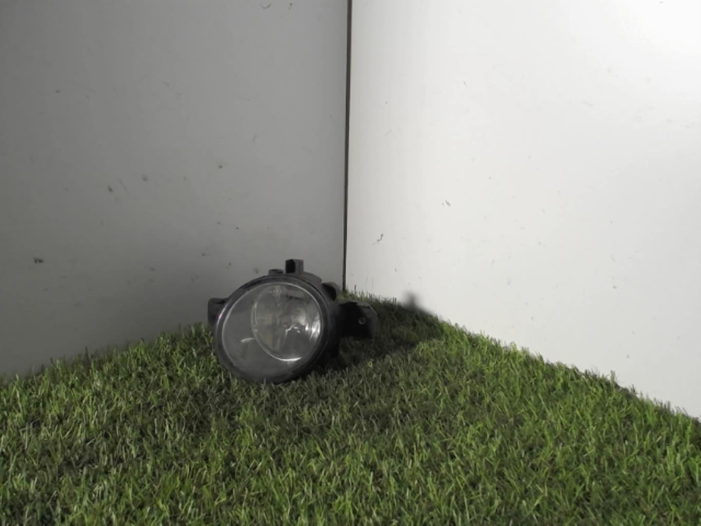 Anti brouillard droit (feux) RENAULT CLIO 2 PHASE 2 Essence - 1