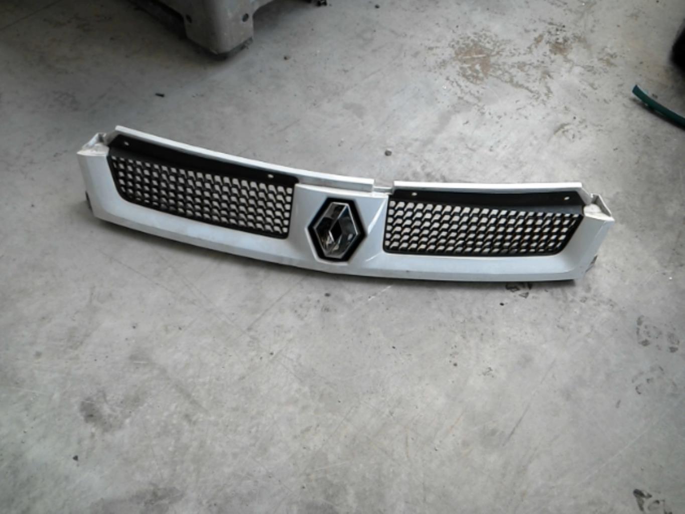 Calandre RENAULT MASTER 2 PHASE 2 Diesel - 1