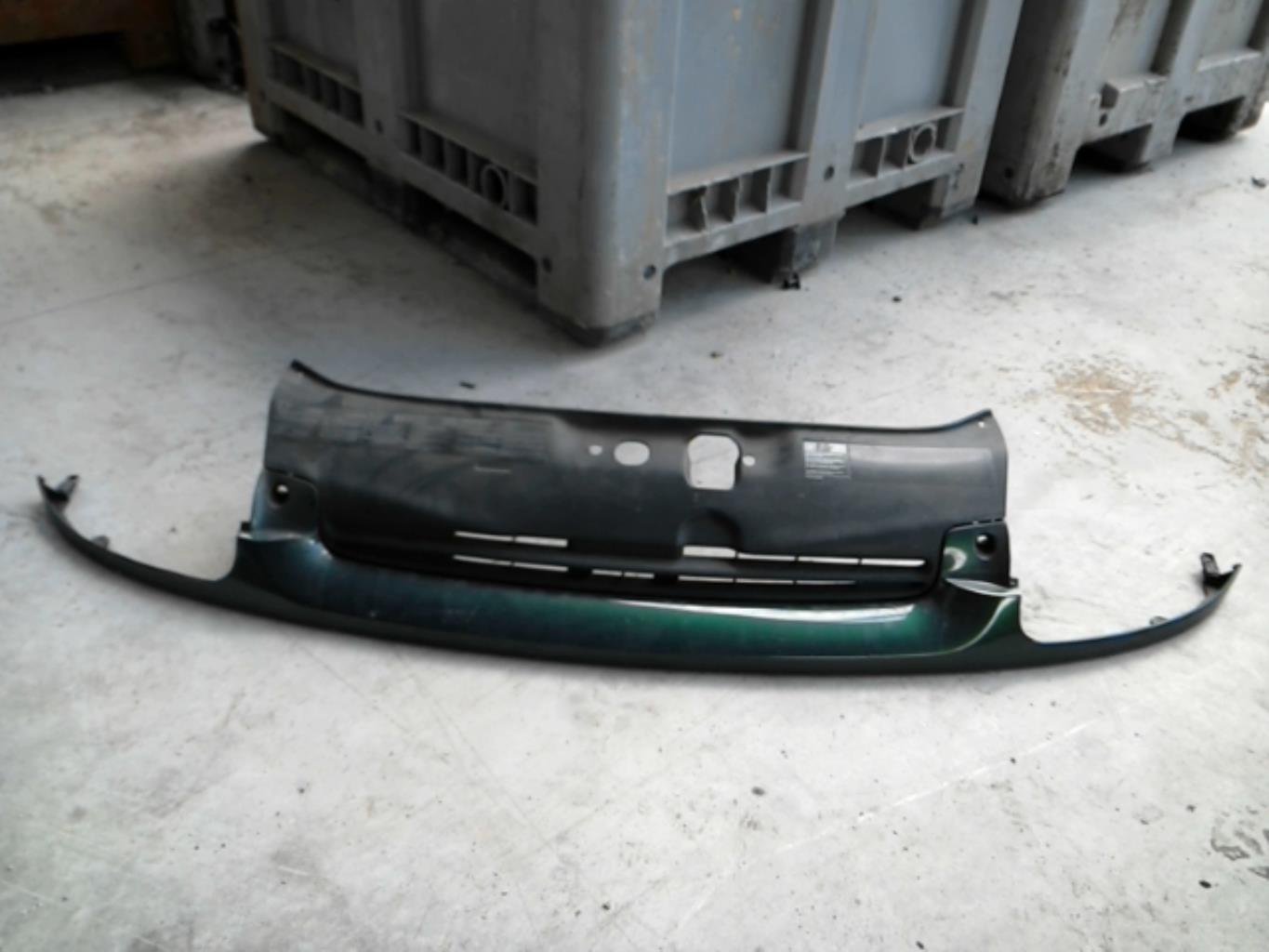 Calandre RENAULT CLIO 2 PHASE 1 Essence - 1
