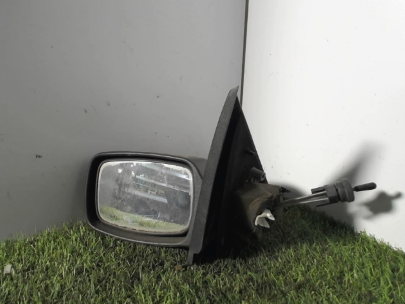 Retroviseur gauche FORD ESCORT 6 Diesel - 1