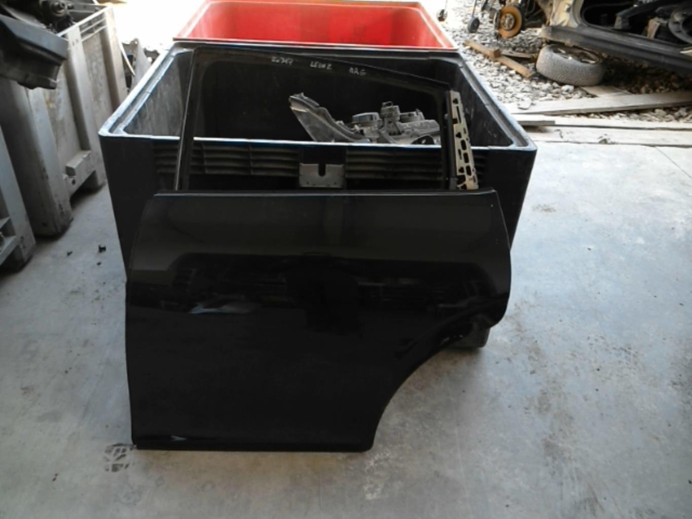 Serrure arriere gauche SEAT LEON 2 PHASE 1 Diesel - 1