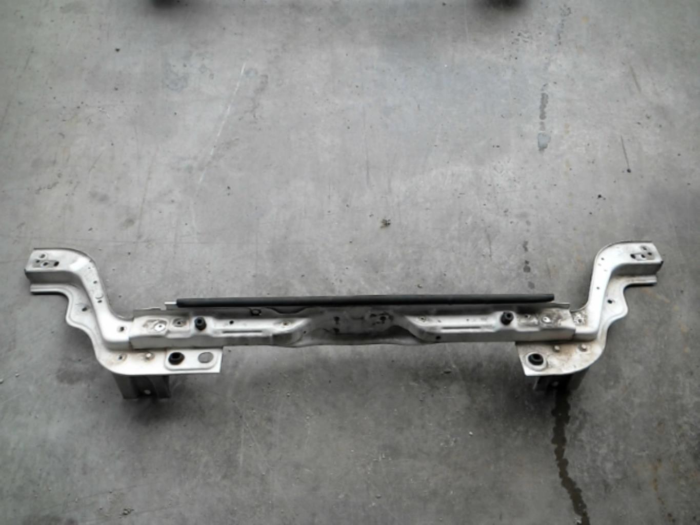 Traverse superieure PEUGEOT BIPPER Diesel - 1