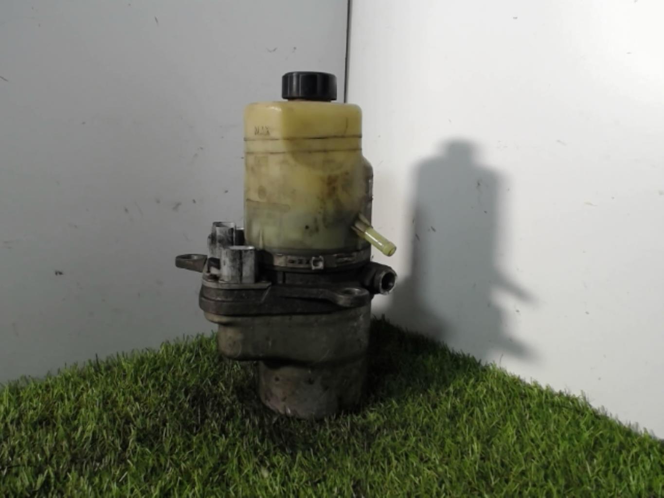 Pompe de direction FORD FOCUS 2 PHASE 1 Diesel - 1