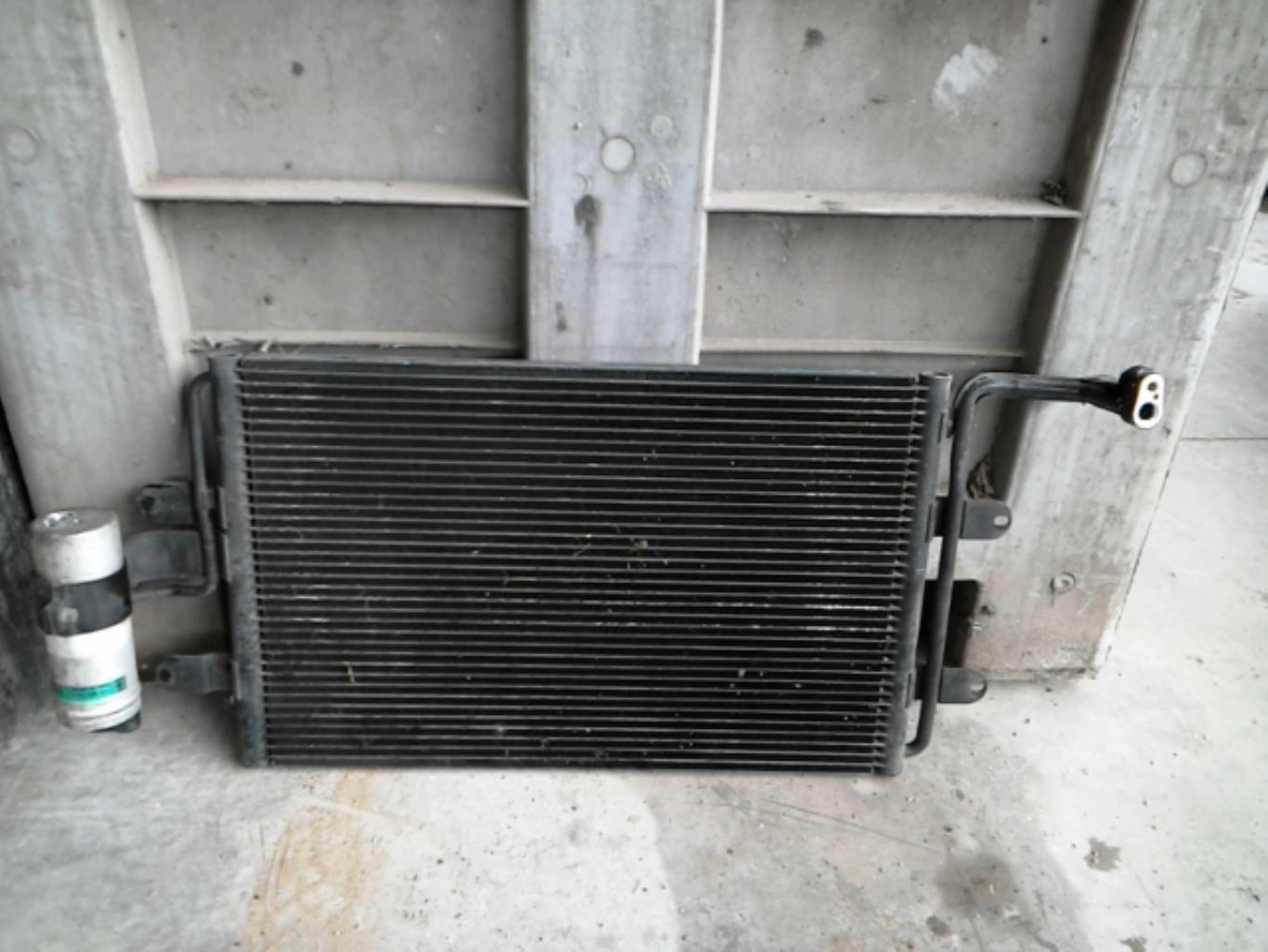 Radiateur clim VOLKSWAGEN BORA BREAK Diesel - 1