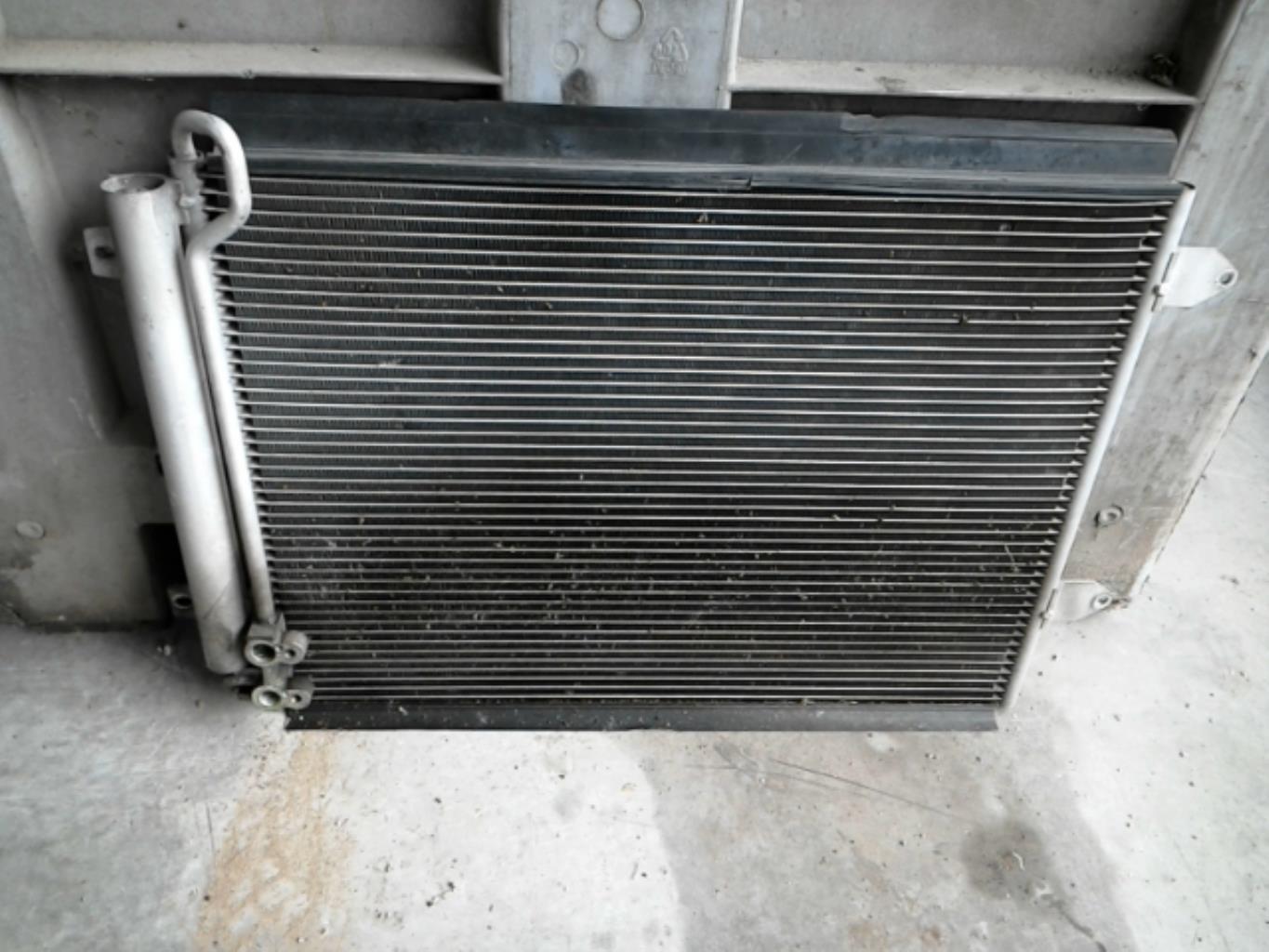 Radiateur clim VOLKSWAGEN PASSAT 5 Diesel - 1
