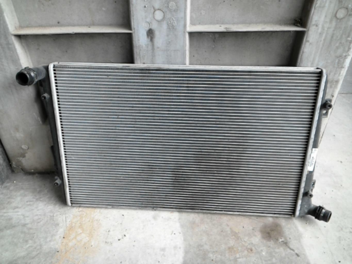 Radiateur eau VOLKSWAGEN PASSAT 5 Diesel - 1