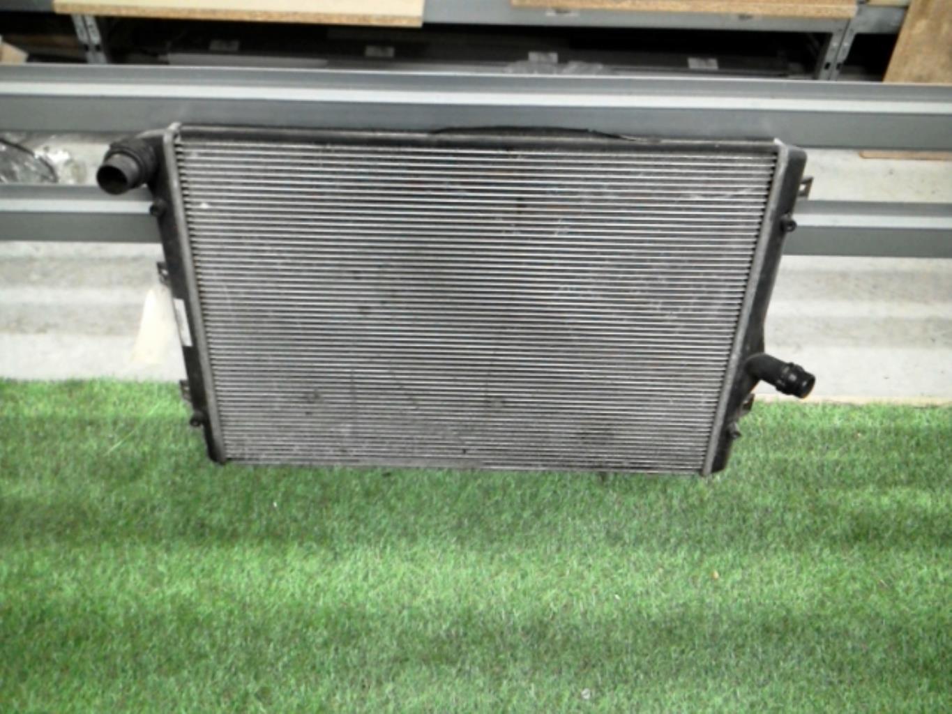 Radiateur eau VOLKSWAGEN GOLF 5 Essence - 1