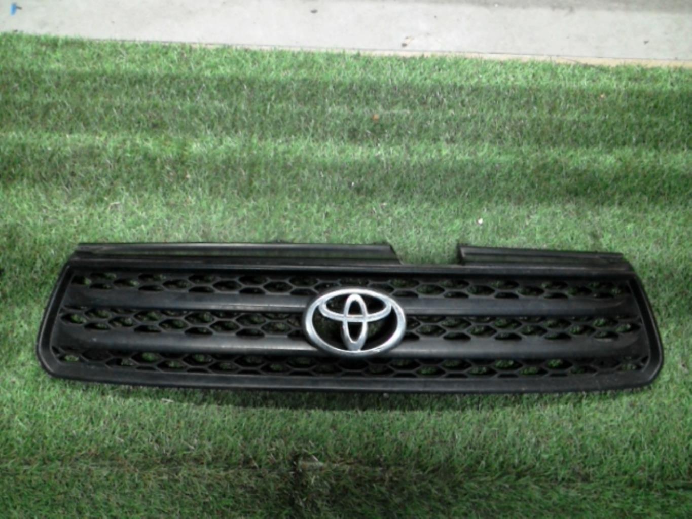 Calandre TOYOTA RAV4 2  - 1