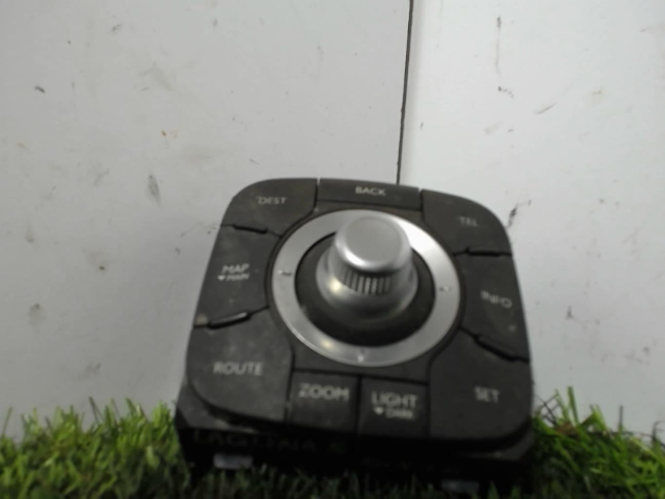 Commande GPS RENAULT LAGUNA 2 PHASE 2 Diesel - 1