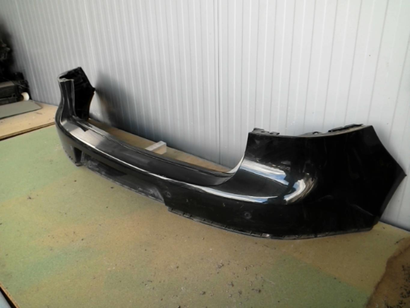 Pare choc arriere VOLKSWAGEN GOLF 5 Diesel - 1
