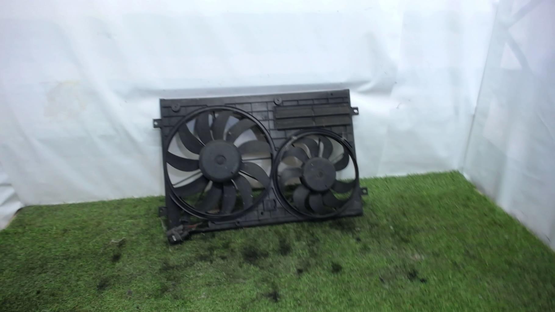 Moto ventilateur radiateur AUDI A3 2  - 1