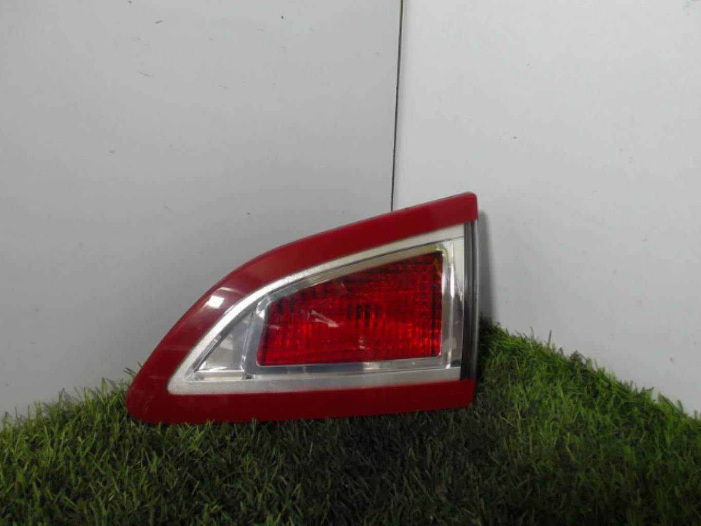 Feu arriere secondaire droit (feux) RENAULT SCENIC 3 PHASE 1 Diesel - 1
