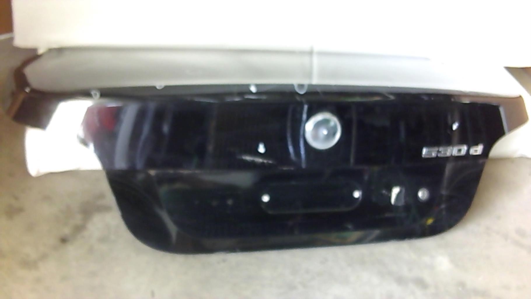 Malle/Hayon arriere BMW SERIE 5 E60  - 1