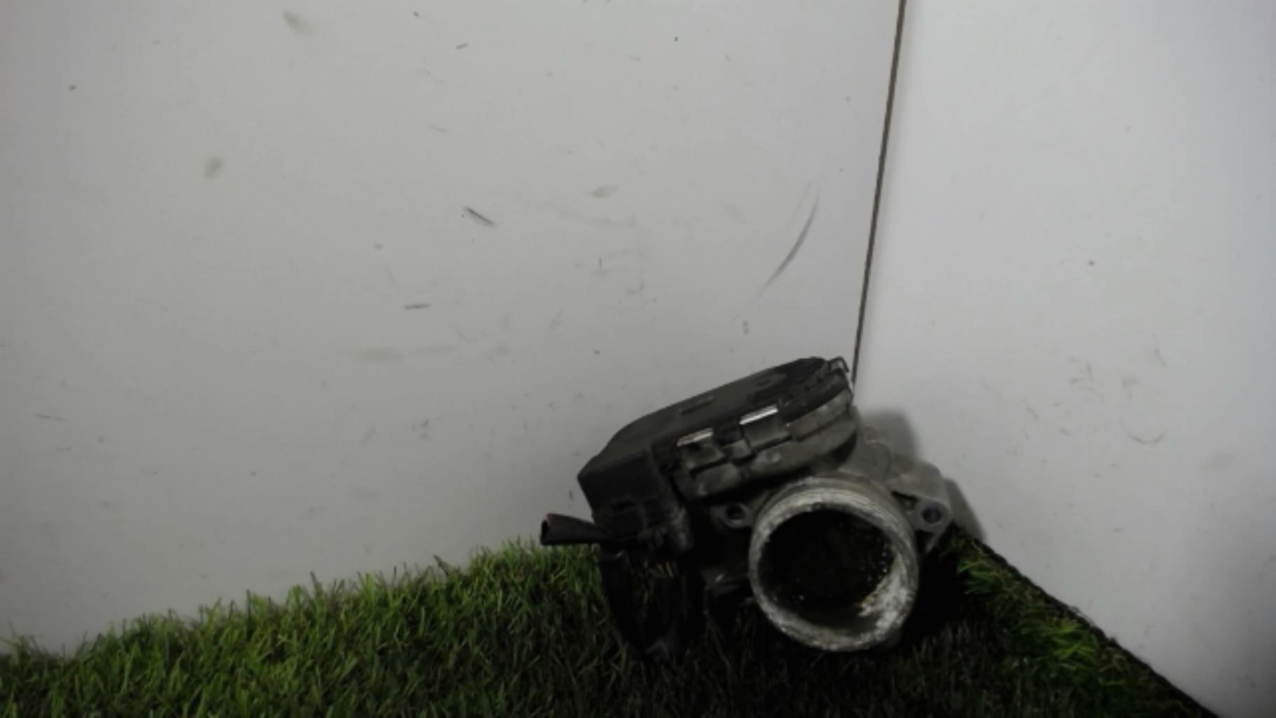 Boitier papillon PEUGEOT 206 PHASE 1 Essence - 1