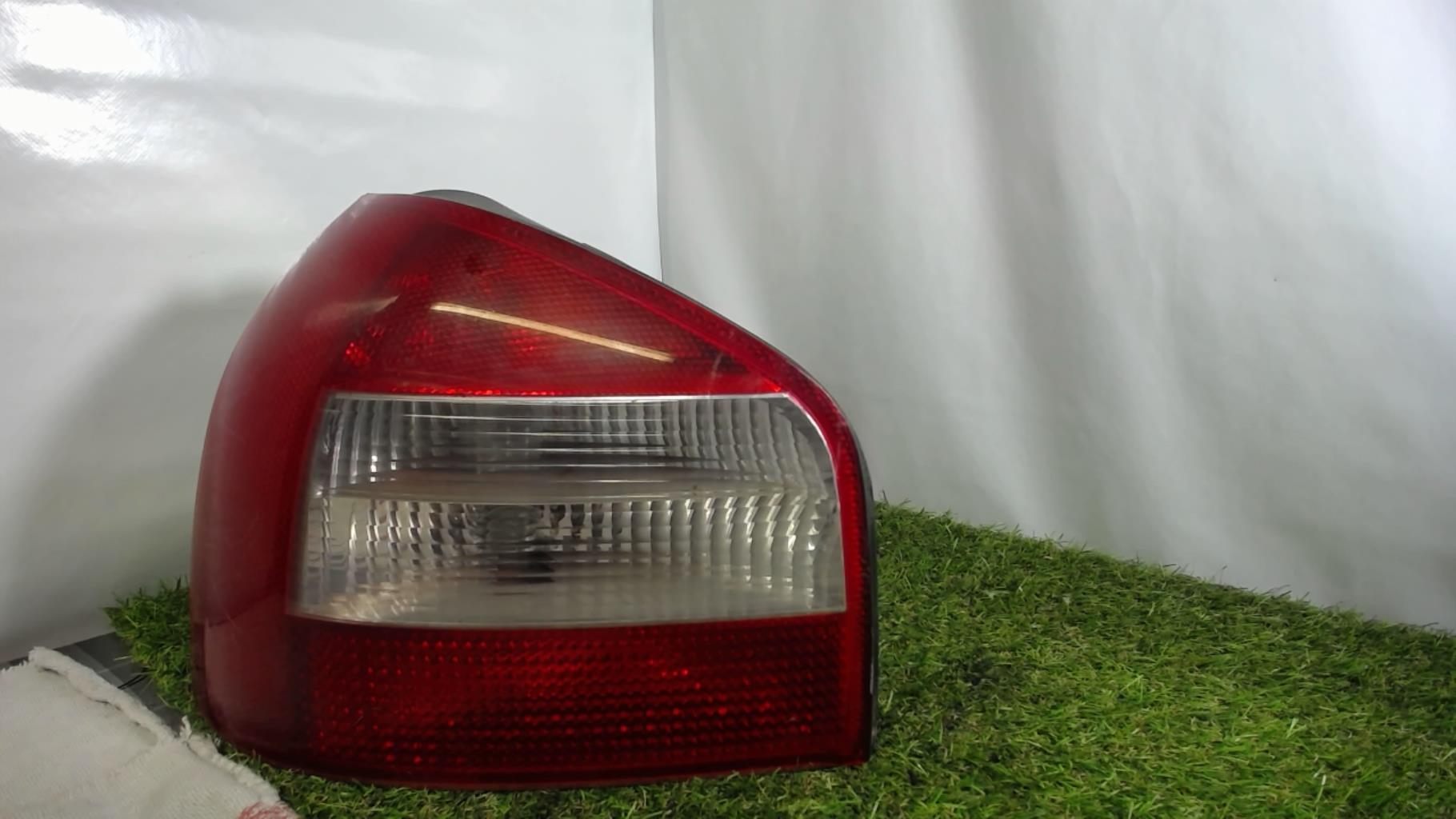 Feu arriere principal gauche (feux) AUDI A3 1 PHASE 2 Diesel - 1
