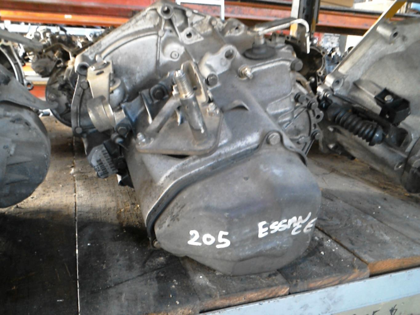 Boite de vitesses PEUGEOT 205 Essence - 1