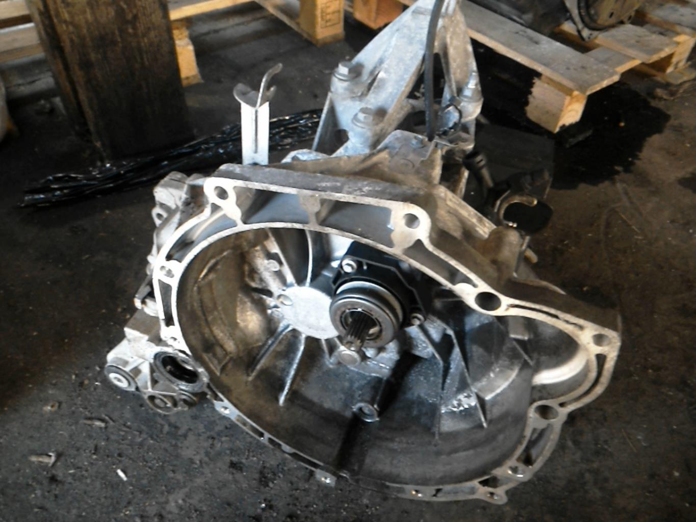 Boite de vitesses FORD FOCUS 2 PHASE 1 BREAK  - 1