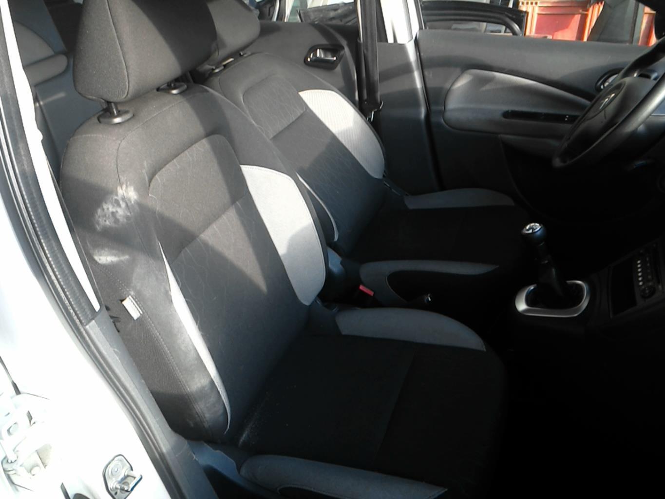 Siege avant droit CITROEN C3 PICASSO PHASE 2 Diesel - 1
