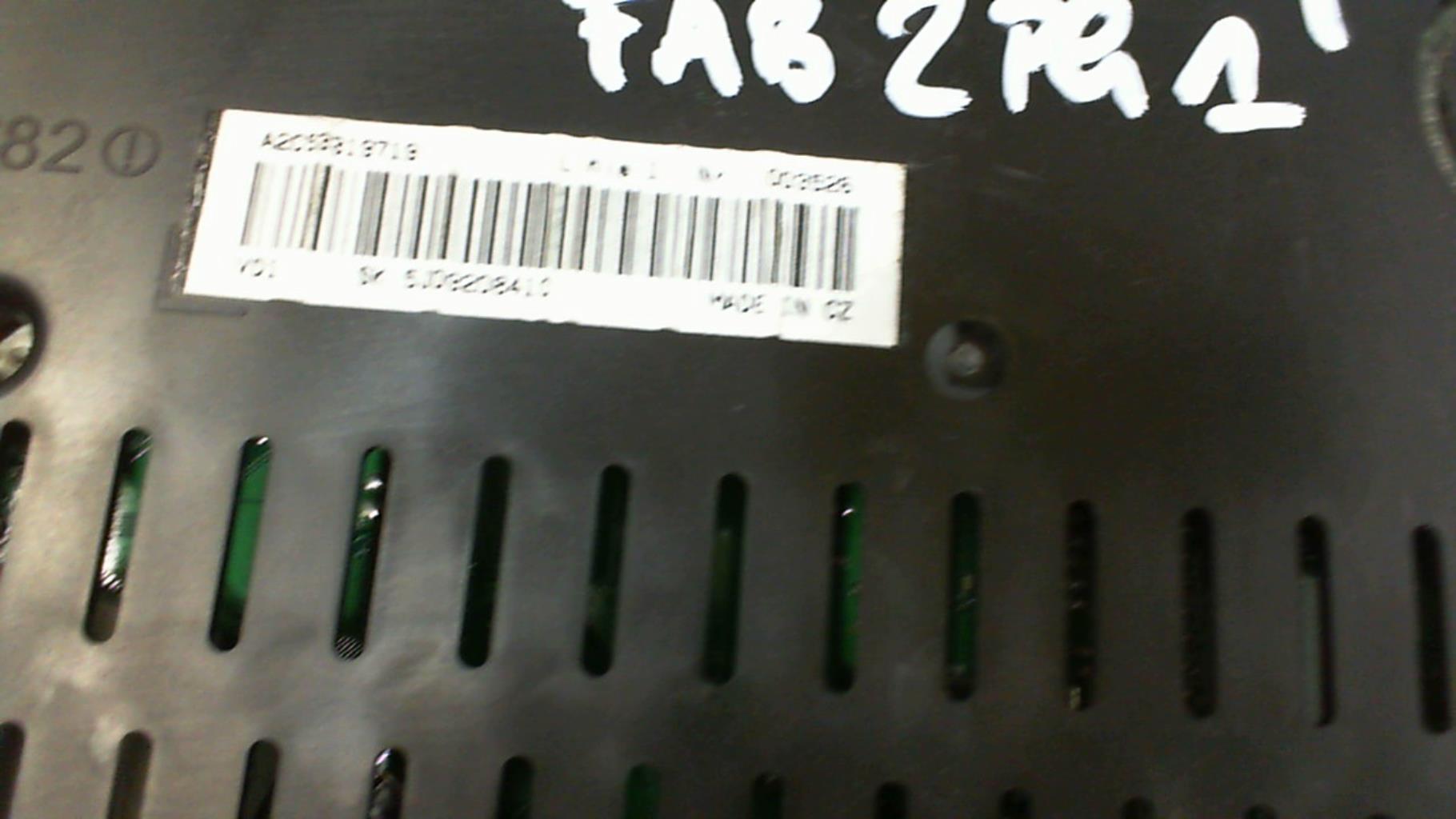 Compteur SKODA FABIA 2 PHASE 1 Essence - 1