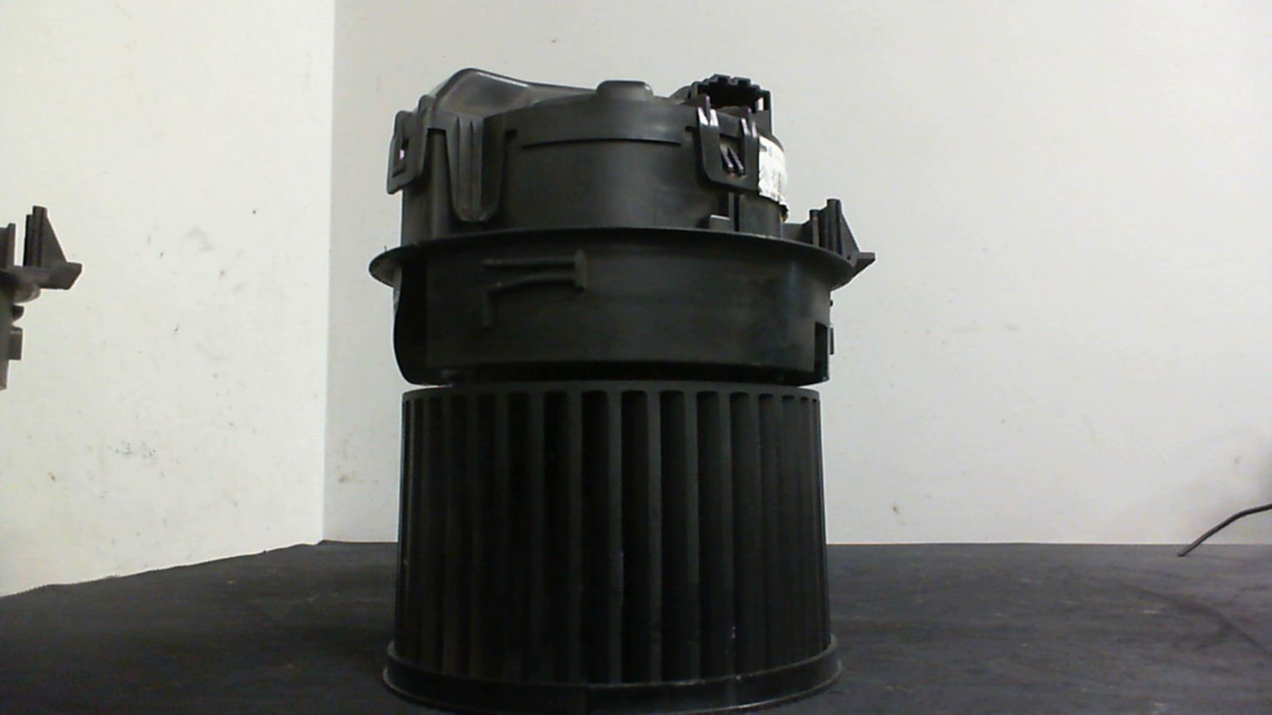 Pulseur d'air PEUGEOT 208 1 PHASE 1 Diesel - 1