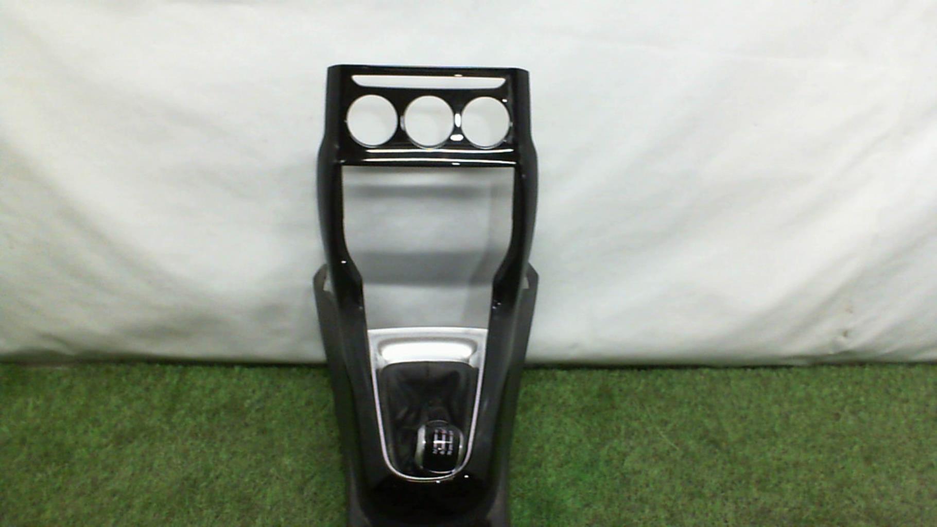 Console central (interieur plastique) CITROEN C3 2 PHASE 1 Diesel - 1