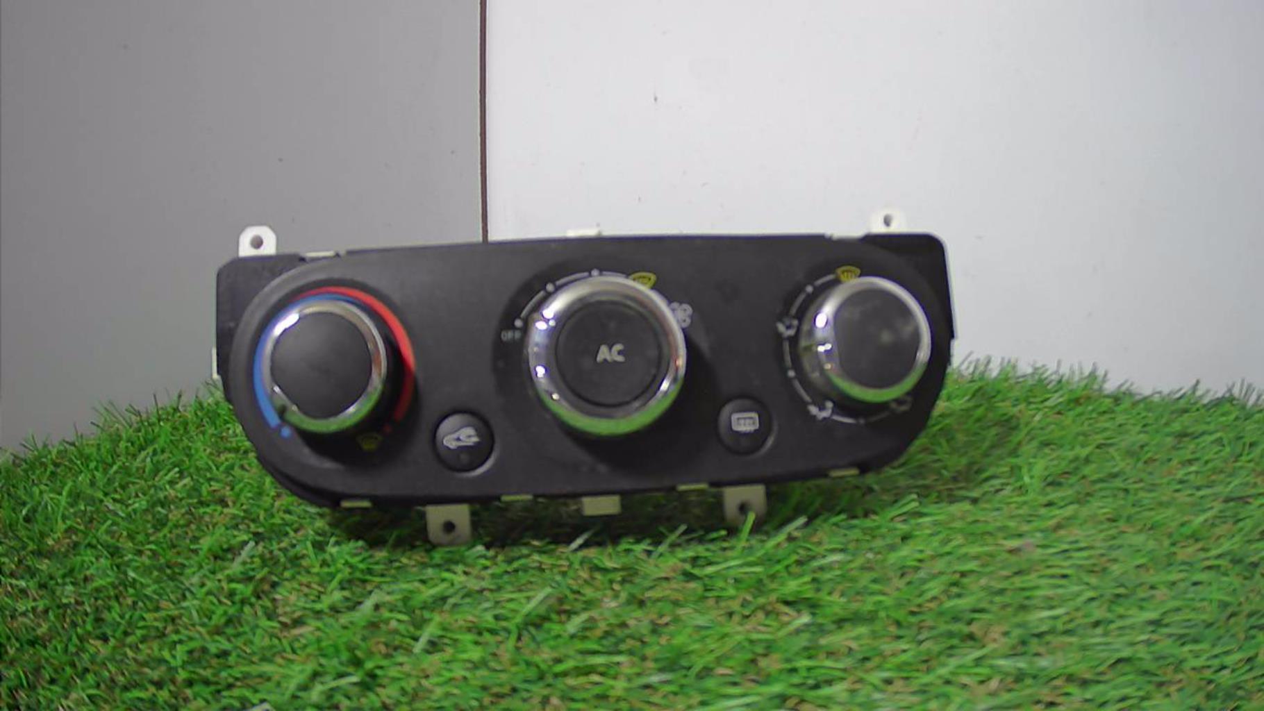 Commande chauffage RENAULT CLIO 4 PHASE 1  - 1