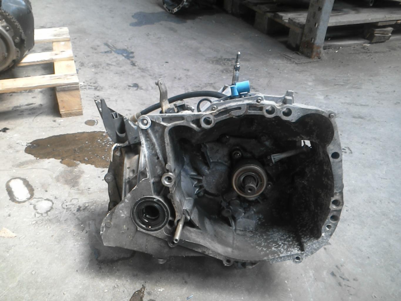Boite de vitesses RENAULT CLIO 3 PHASE 1 Essence - 1