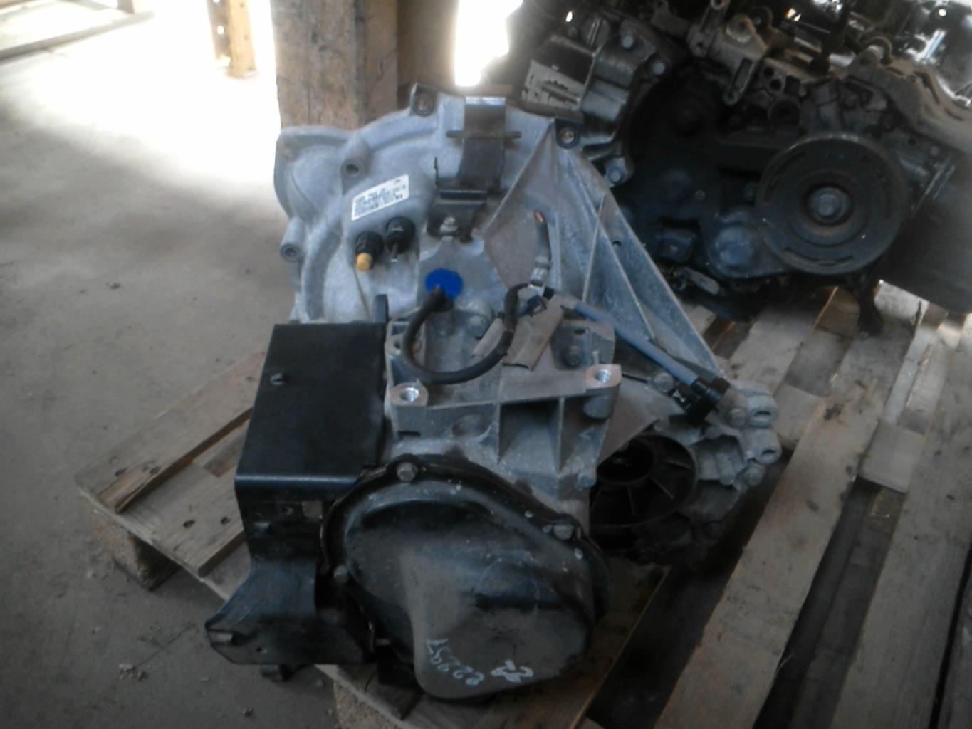 Boite de vitesses FORD FIESTA 6 PHASE 1 Essence - 1