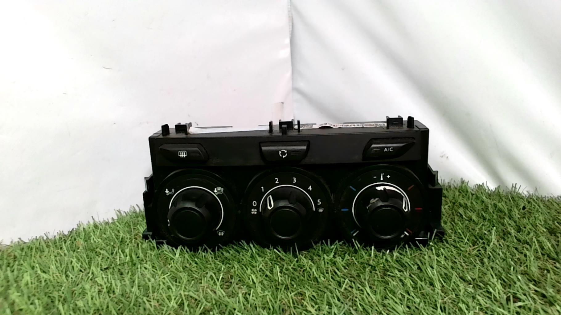 Commande chauffage CITROEN DS3 PHASE 1 Diesel - 1