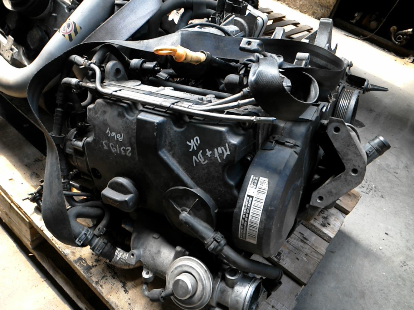 Moteur VOLKSWAGEN POLO 4 PHASE 2  - 1