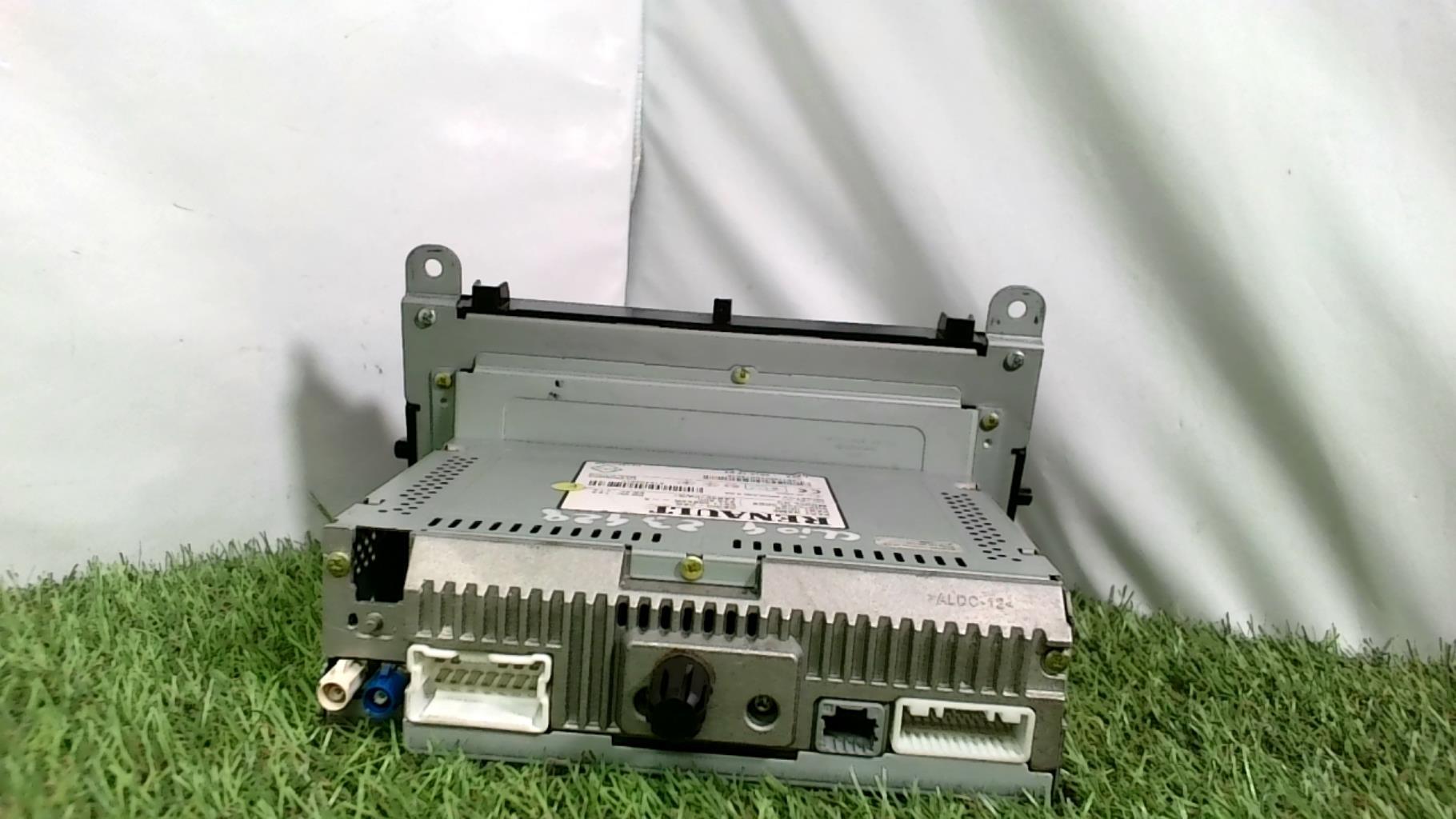 Ecran GPS RENAULT CLIO 4 PHASE 1 Diesel - 1