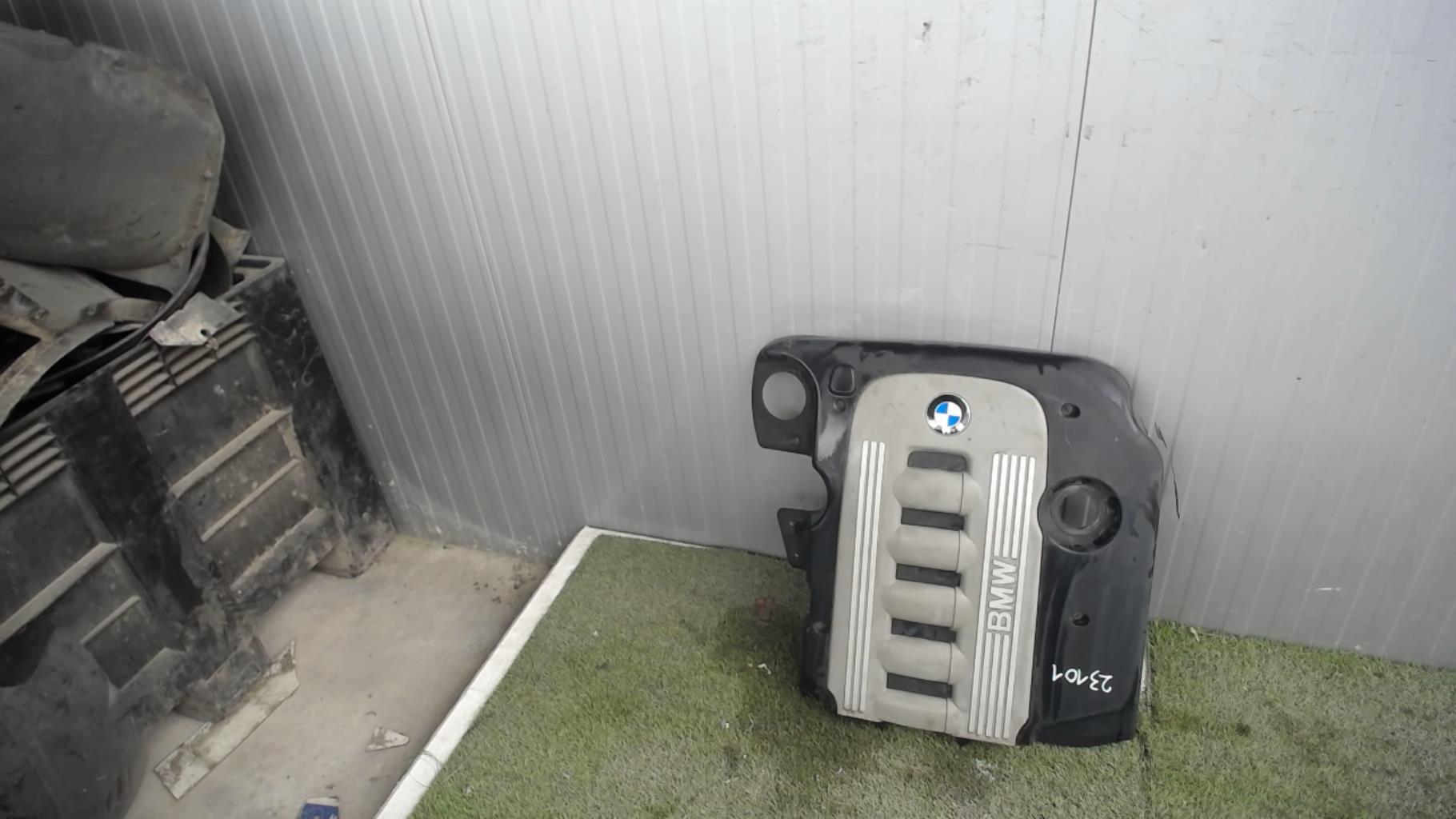 Cache moteur  BMW SERIE 5 E60 PHASE 1 Diesel - 1