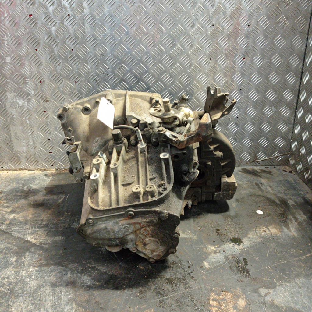 Boite de vitesses PEUGEOT 407 PHASE 1 BREAK Diesel - 1