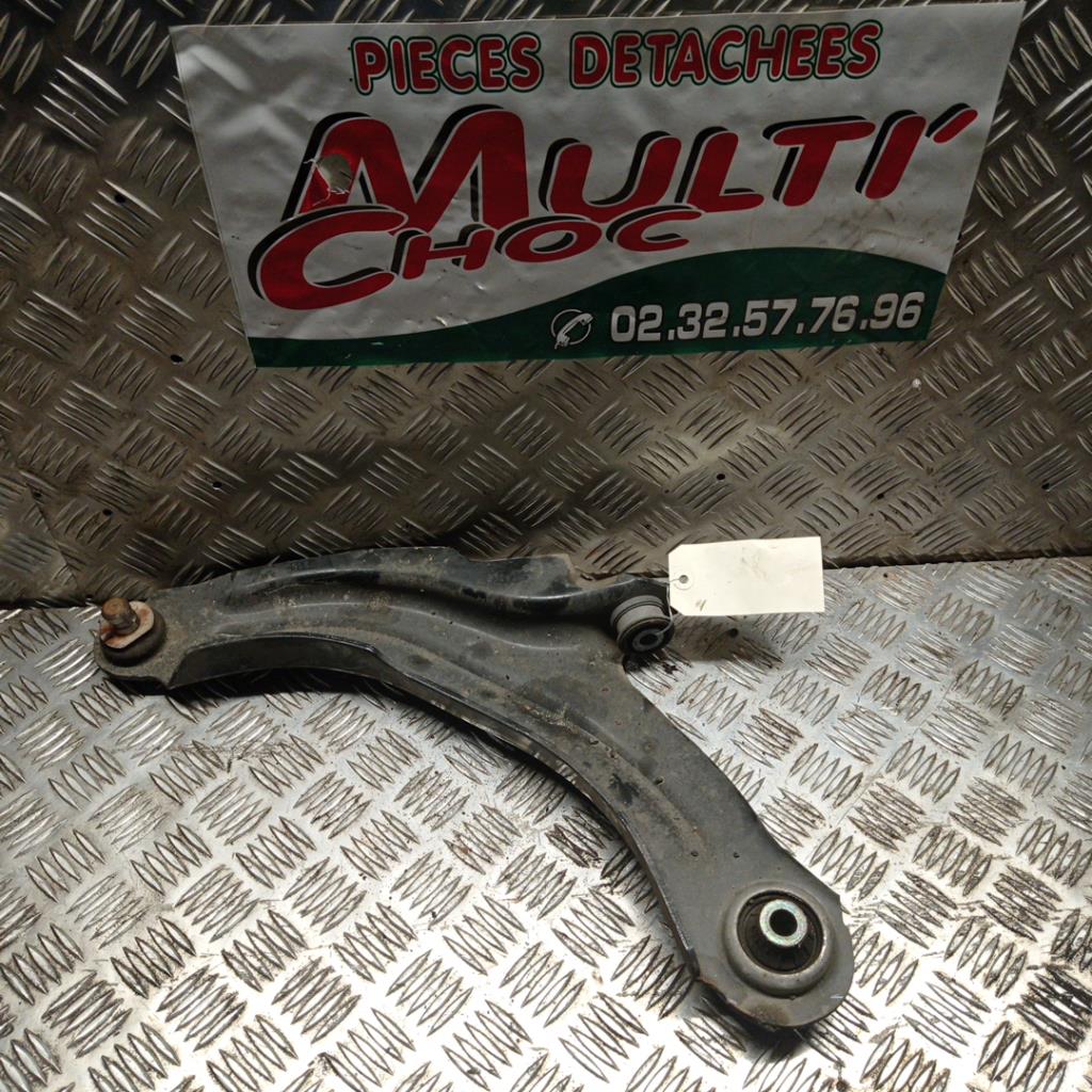 Triangle avant gauche RENAULT CLIO 4 PHASE 1 Essence - 1