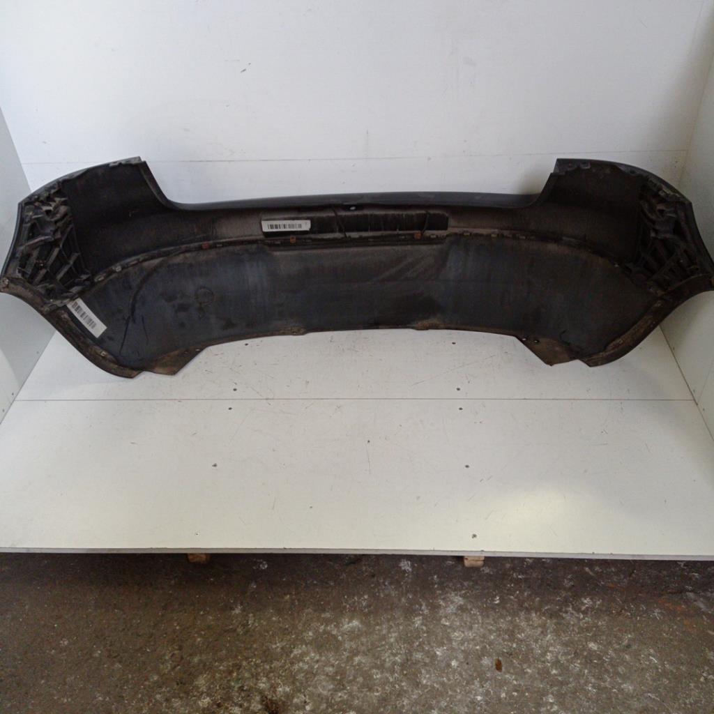 Pare choc arriere VOLKSWAGEN GOLF 5 Diesel - 1