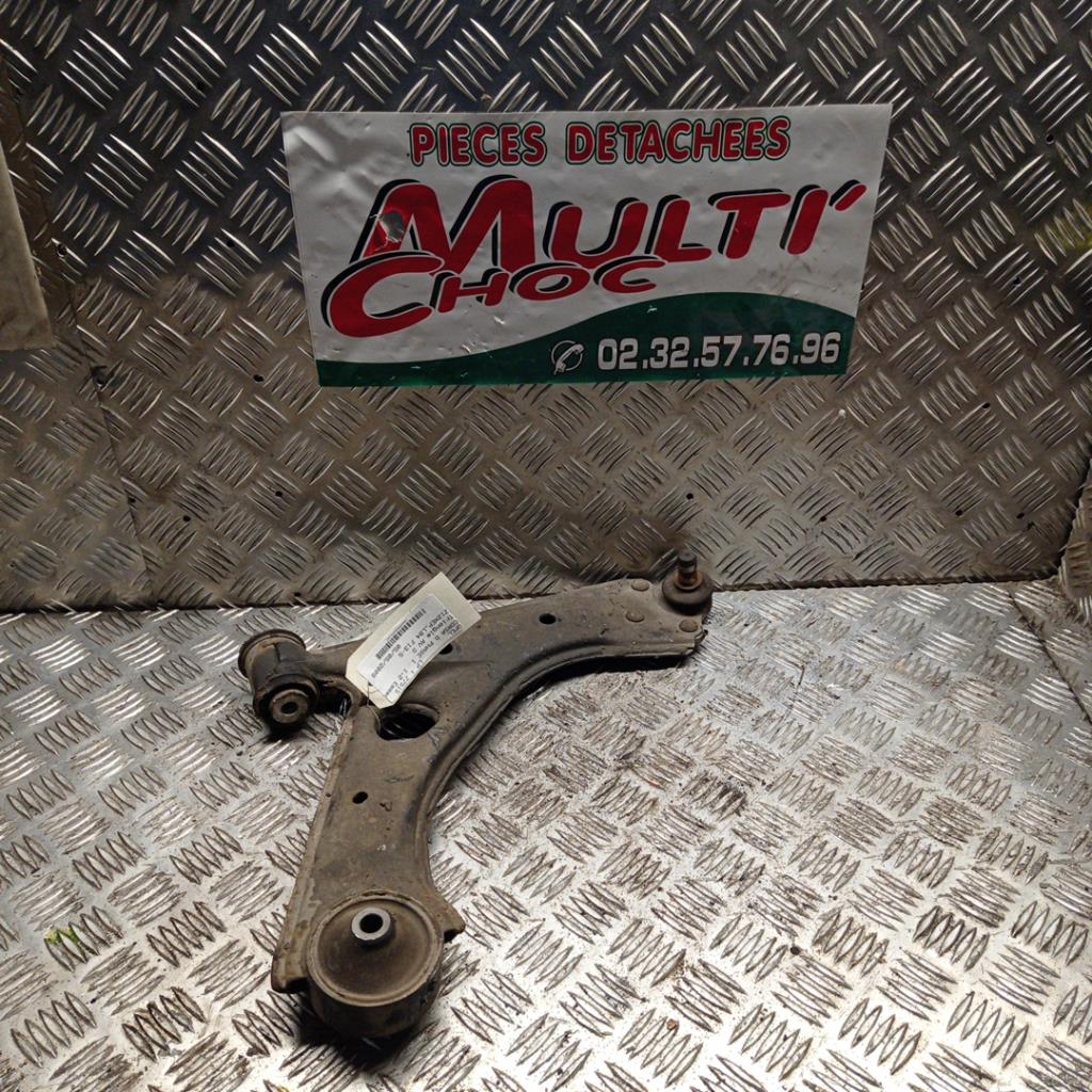Triangle avant droit OPEL CORSA D PHASE 1 Essence - 1