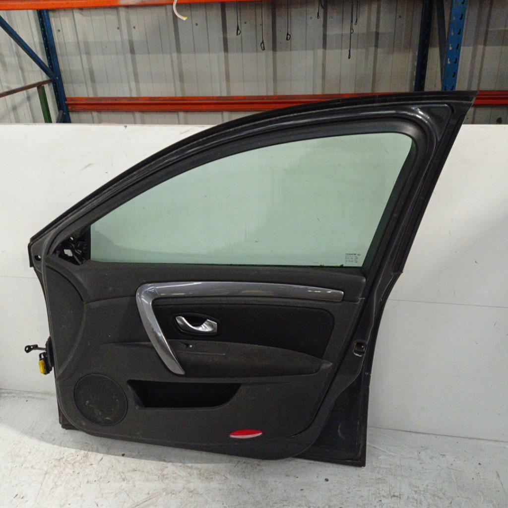 Porte avant droit RENAULT LAGUNA 3 PHASE 1 BREAK Diesel - 1
