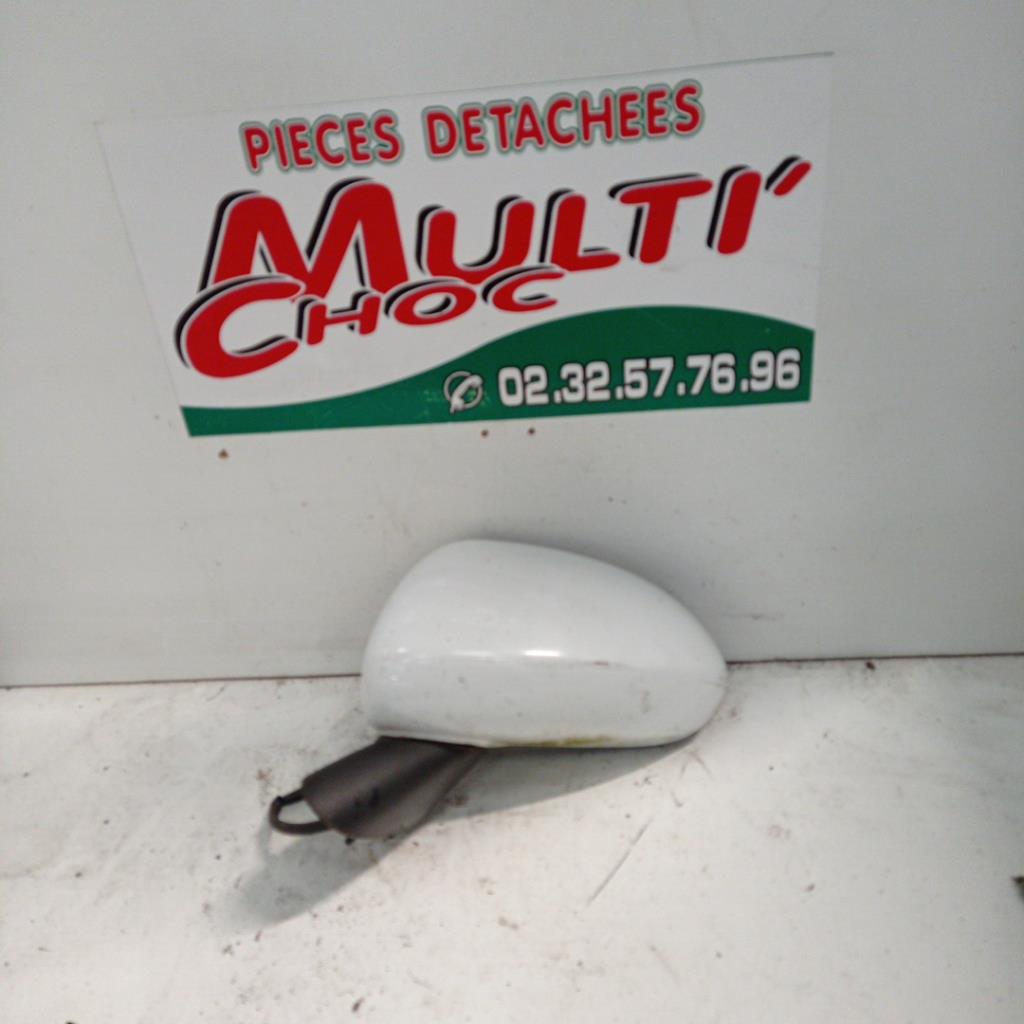 Retroviseur gauche OPEL CORSA D PHASE 1 Diesel - 1