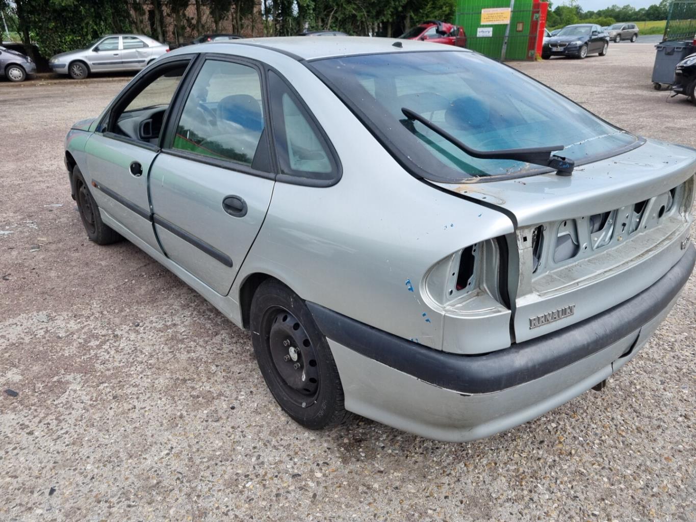 Fusee avant gauche RENAULT LAGUNA 1 PHASE 2 Essence - 1