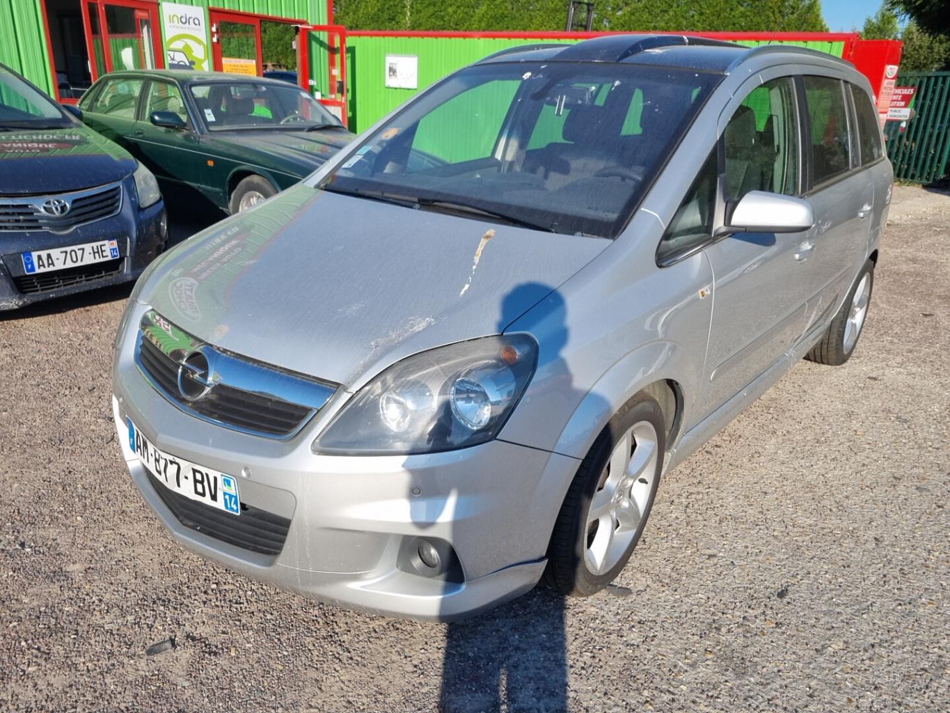 Calandre OPEL ZAFIRA B PHASE 2 Diesel - 1