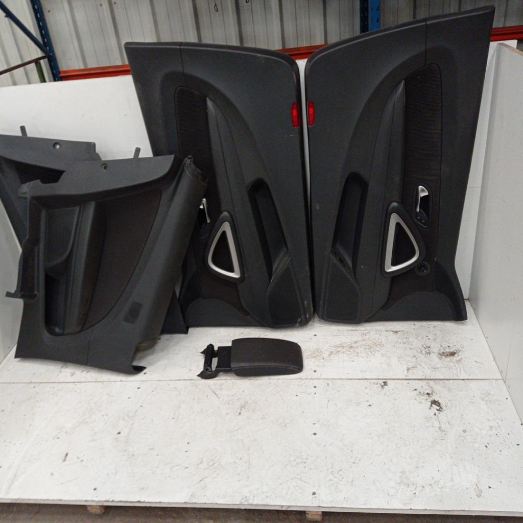 Interieur complet VOLKSWAGEN SCIROCCO 3 PHASE 1 COUPE Diesel - 1