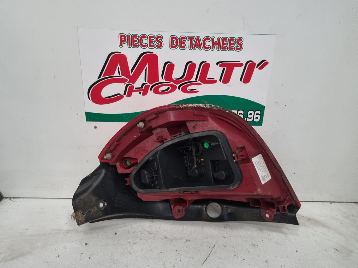 Feu arriere principal gauche (feux) RENAULT CLIO 3 PHASE 2 Essence - 1
