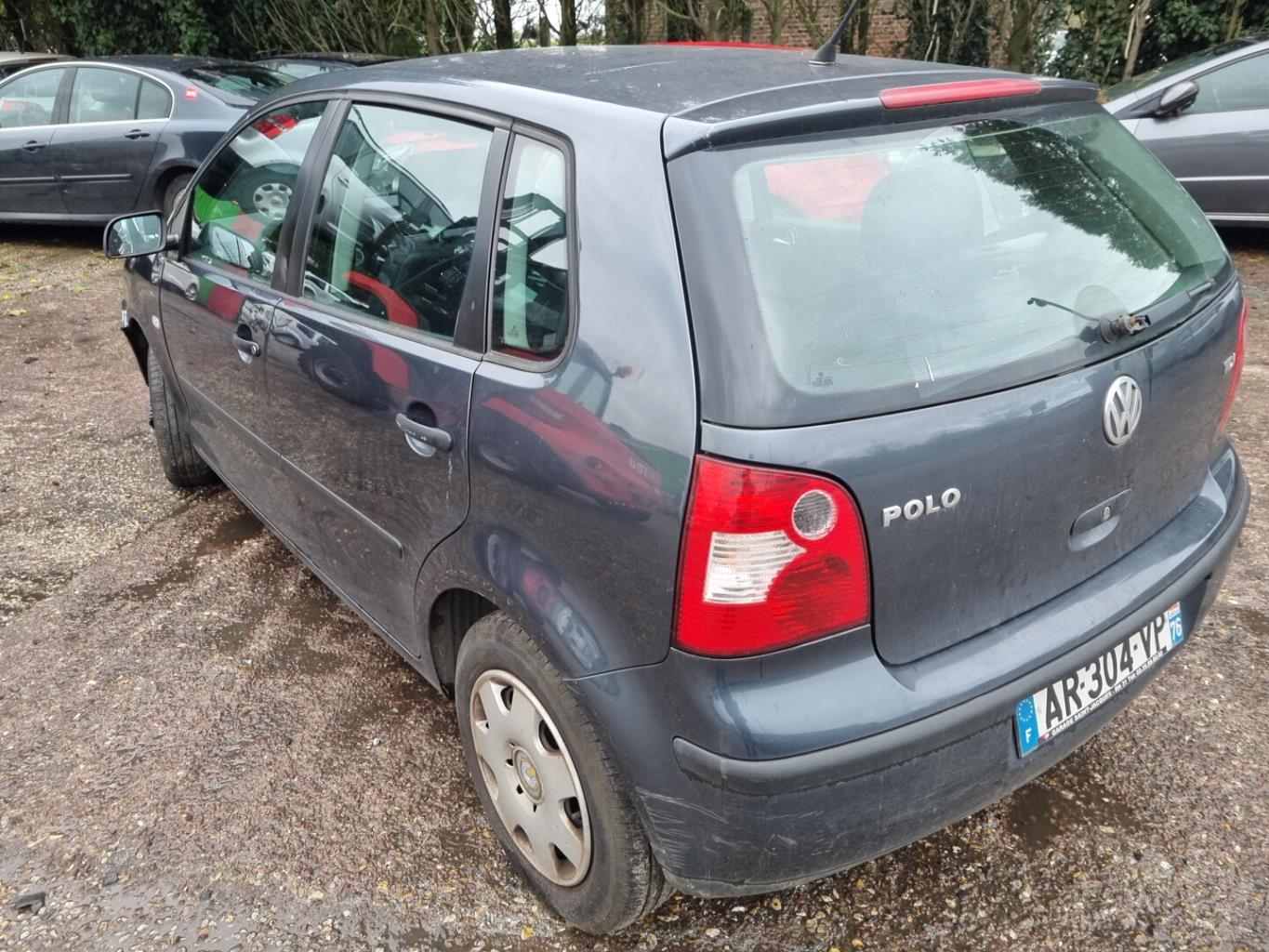 Calandre VOLKSWAGEN POLO 4 PHASE 1 Diesel - 1