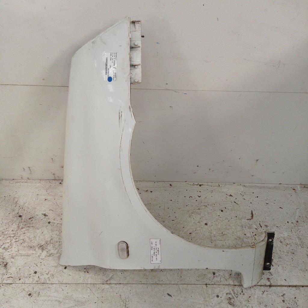 Aile avant droit RENAULT CLIO 2 PHASE 2 Diesel - 1