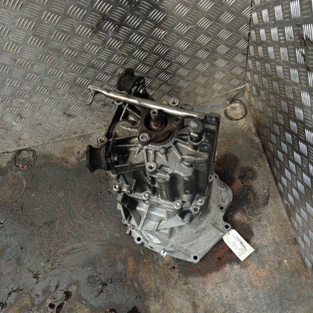 Boite de vitesses BMW SERIE 1 E87 PHASE 1 Essence - 1