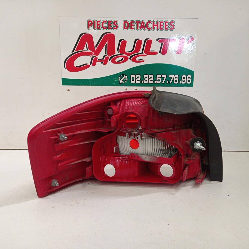Feu arriere principal droit (feux) AUDI A3 2 PHASE 1 Essence - 1