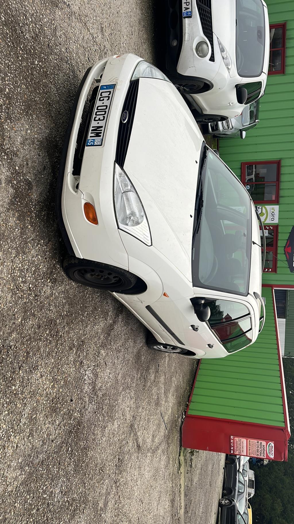 Calandre FORD FOCUS 1 BREAK Essence - 1