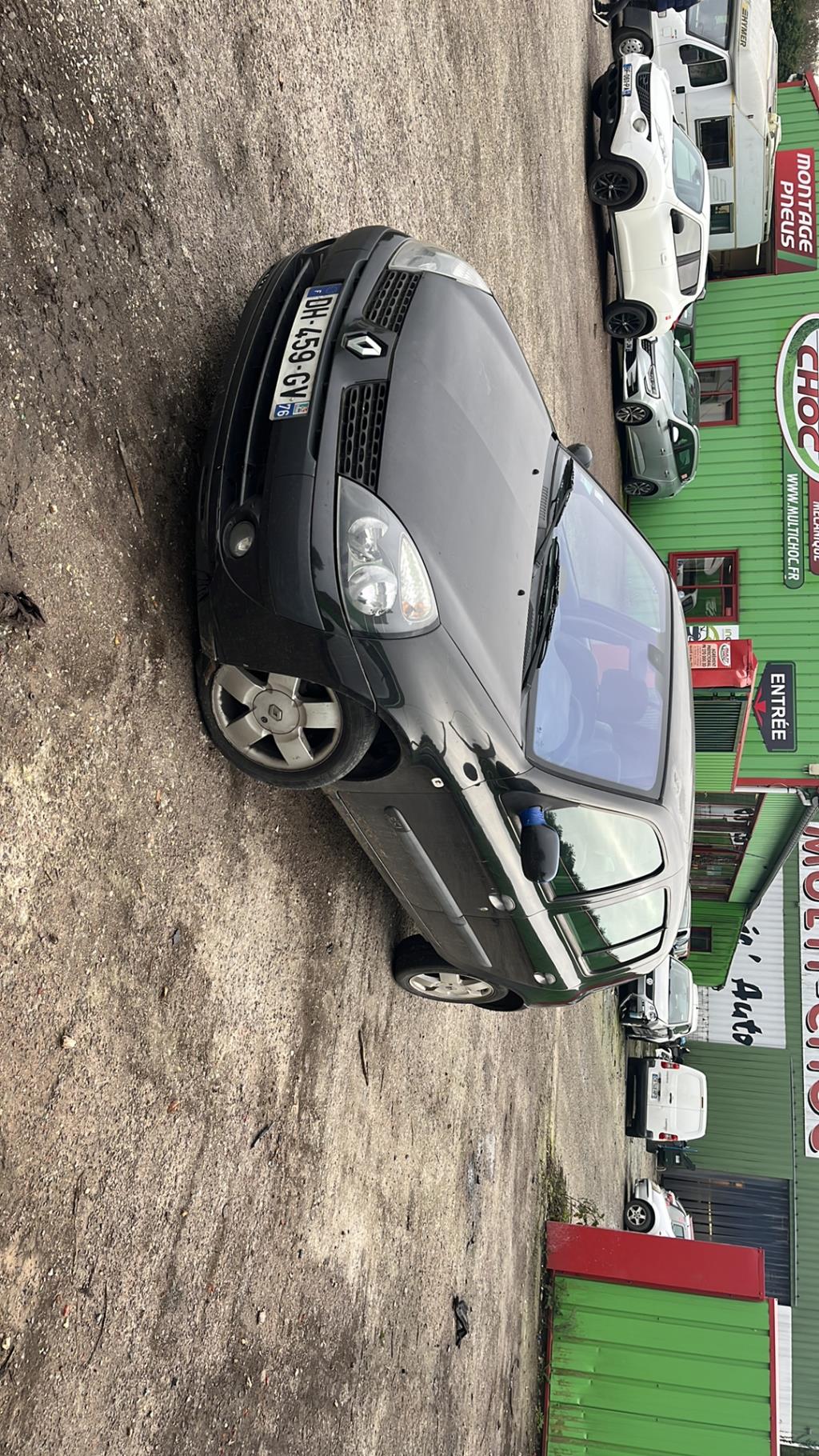Triangle avant gauche RENAULT CLIO 2 PHASE 2 Diesel - 1