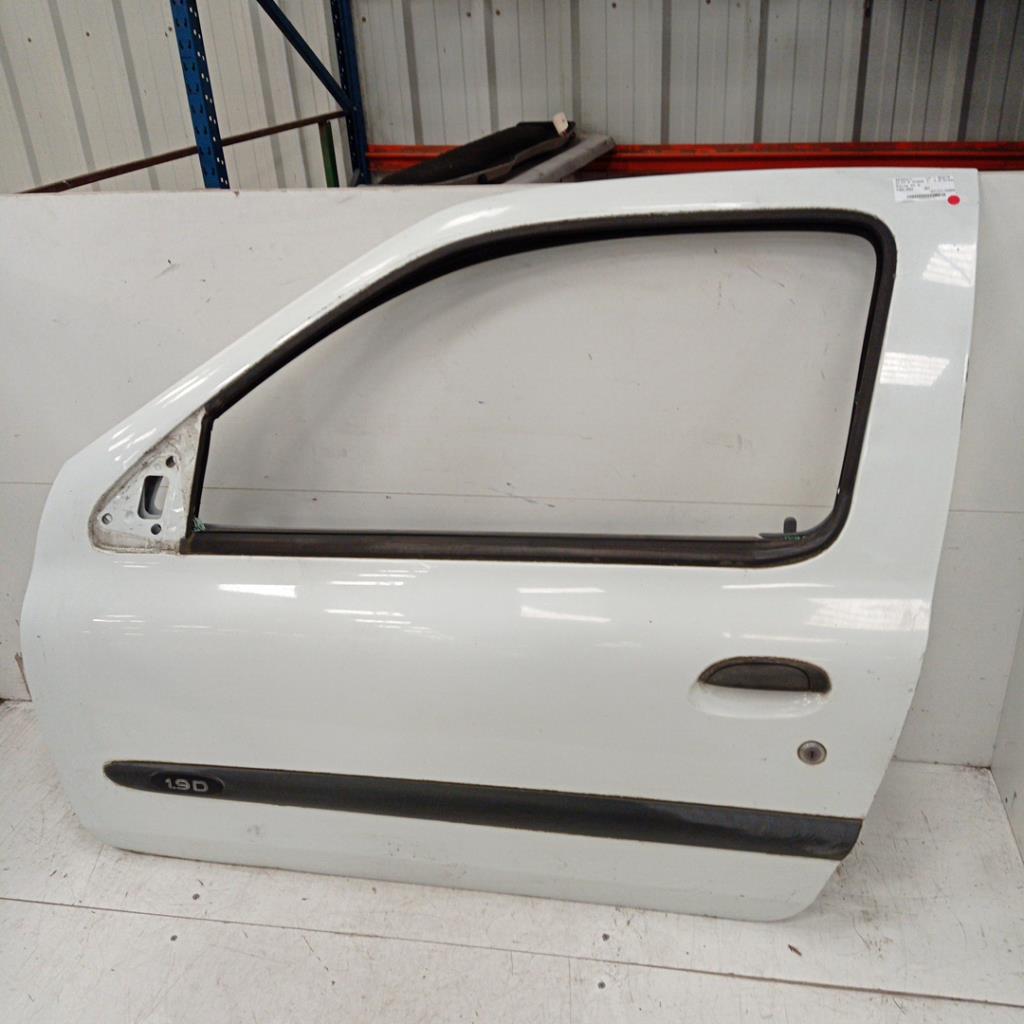 Porte avant gauche RENAULT CLIO 2 PHASE 1 Diesel - 1